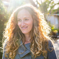 יהודית הרמן – על החיים בצילו של גואל רצון