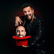 רועי צברי מארח את עידן מור